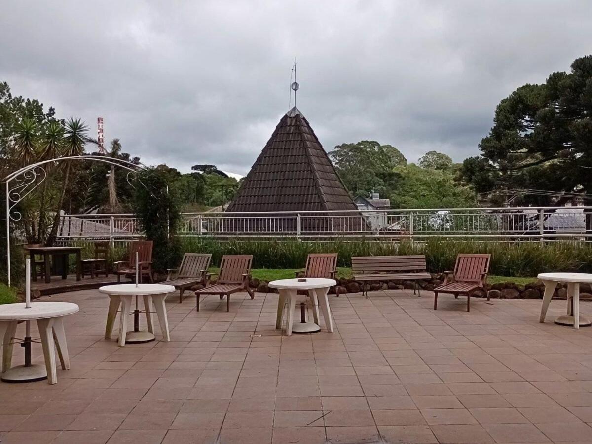 Apartamento No Residencial Village No Centro De Gramado, Com Piscina Aquecida E Hidromassagem Exteriör bild